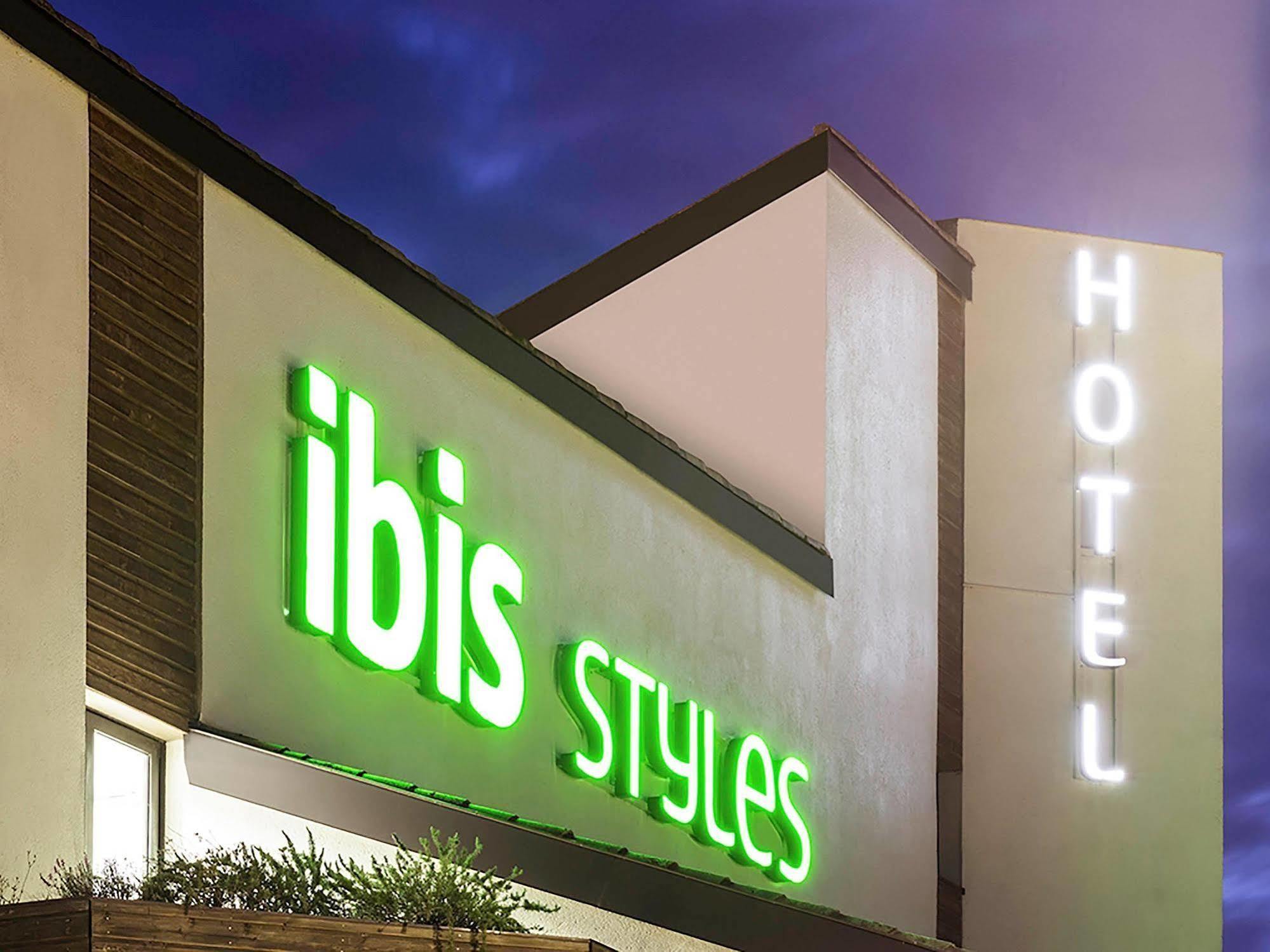 Ibis Styles Niort Poitou Charentes Hotel Vouille  Buitenkant foto