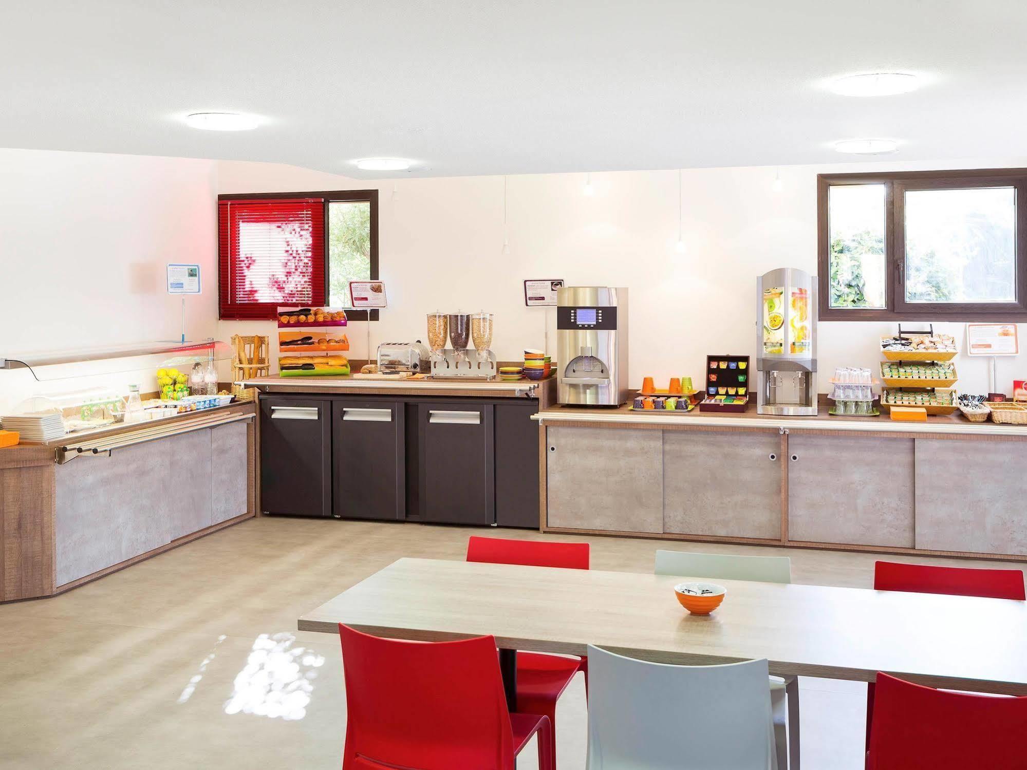 Ibis Styles Niort Poitou Charentes Hotel Vouille  Buitenkant foto