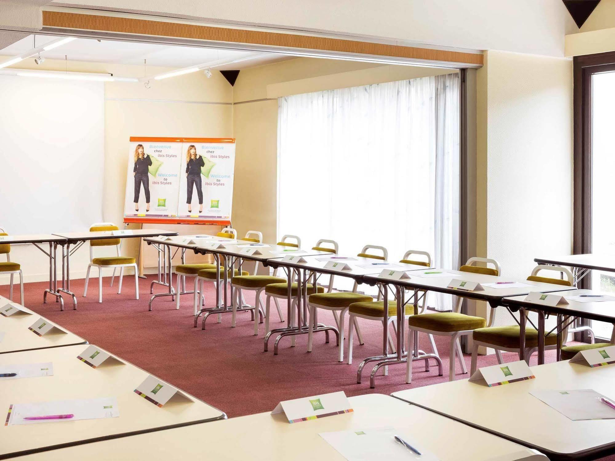 Ibis Styles Niort Poitou Charentes Hotel Vouille  Buitenkant foto