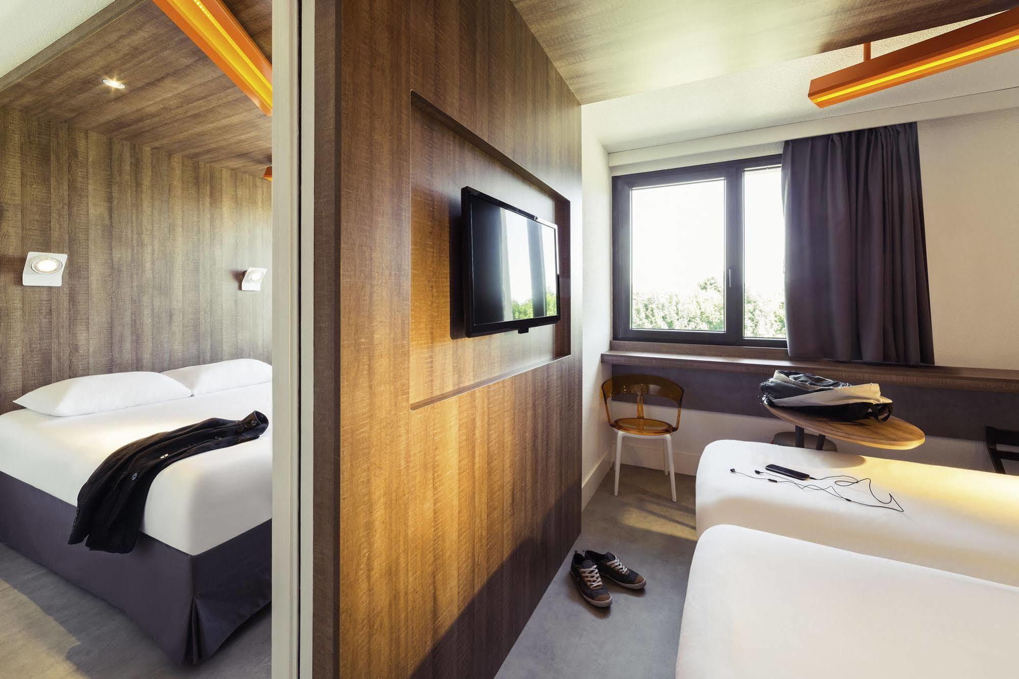 Ibis Styles Niort Poitou Charentes Hotel Vouille  Buitenkant foto